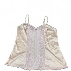 vintage light pink lace cami top with adjustable straps and lace middle